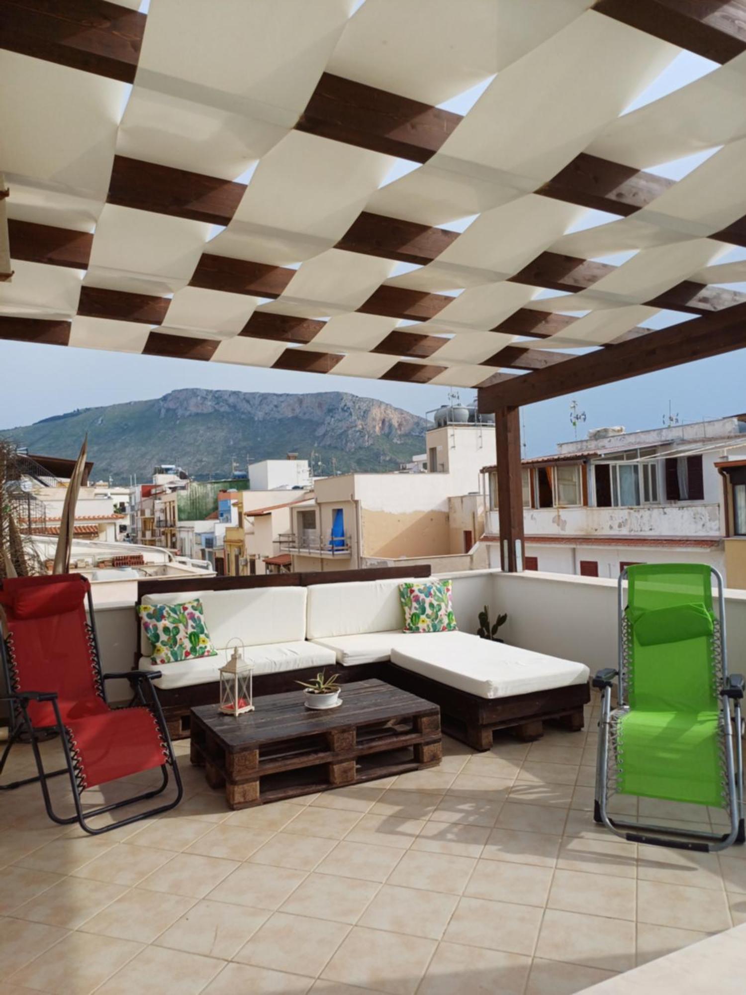Terra Sinus Holiday House Terrasini Exterior photo